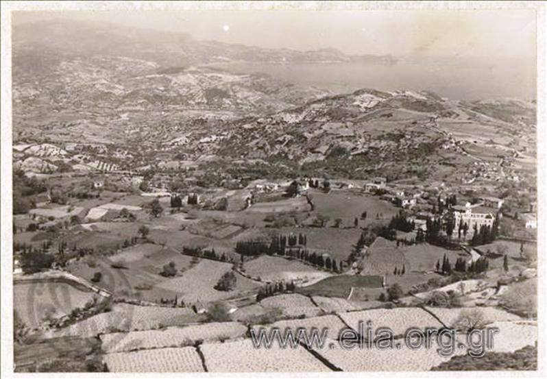 Άποψη της Οκτωνιάς. Φωτογραφία του Κου Γεώργιου Βαφιαδάκη από το 1920.